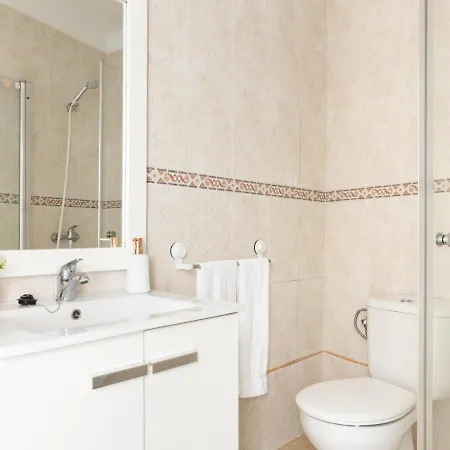 Apartamento Puerto De La Cruz, 3 Dormitorios, 6 Personas - Es-284-16