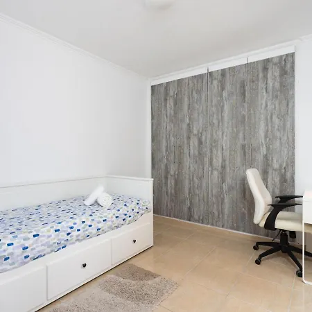 Apartamento Puerto De La Cruz, 3 Dormitorios, 6 Personas - Es-284-16 Apartment